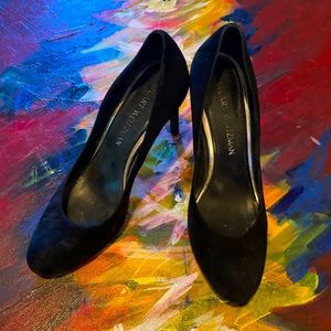 Stuart Weitzman pumps